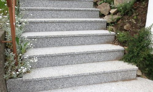 Naturstein-Treppen für besondere Akzente